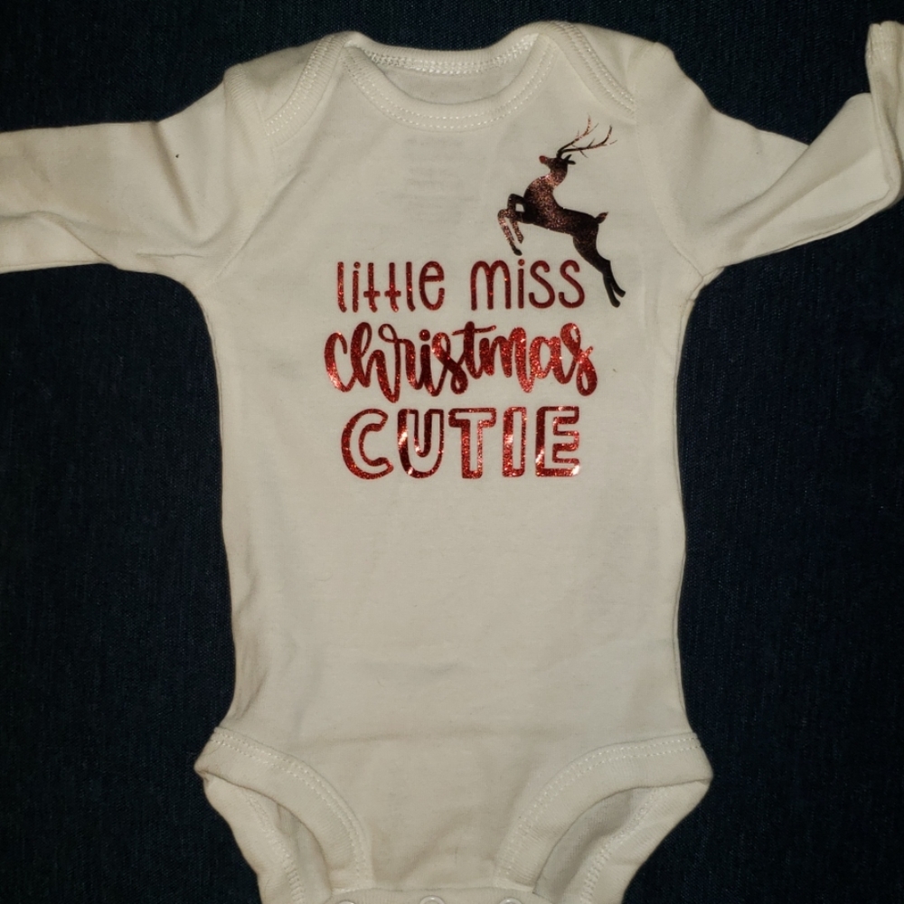 3/$20 NWT Christmas cutie - Picture 1 of 1